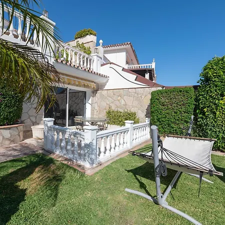 With Sea Views & Heated Pool *