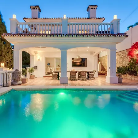 With Sea Views & Heated Pool *