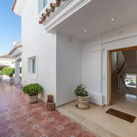 With Sea Views & Heated Pool *